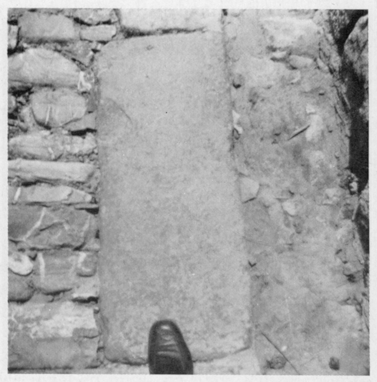 6. Schritt, Bild: Paestum 1971 © Melusine Huss.