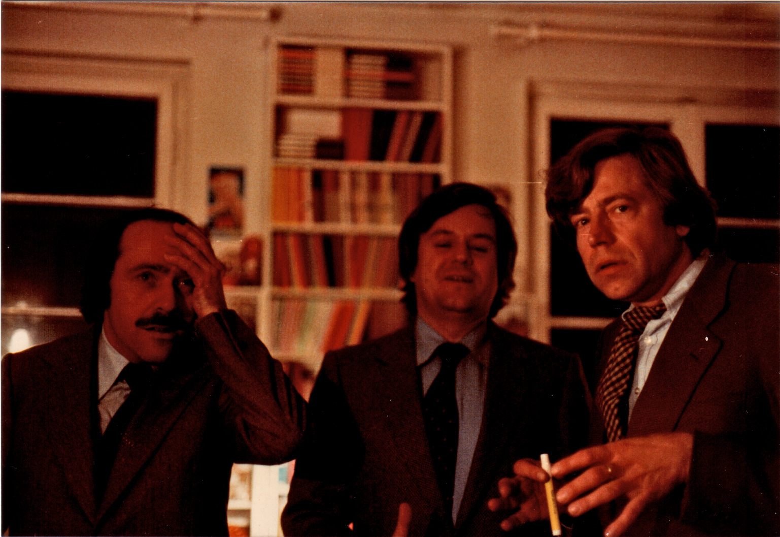 Bazon Brock, Peter Iden, M. Schiedermair, Bild: „Die drei Philosophen in der Meditation über den Tod“, 1978.
