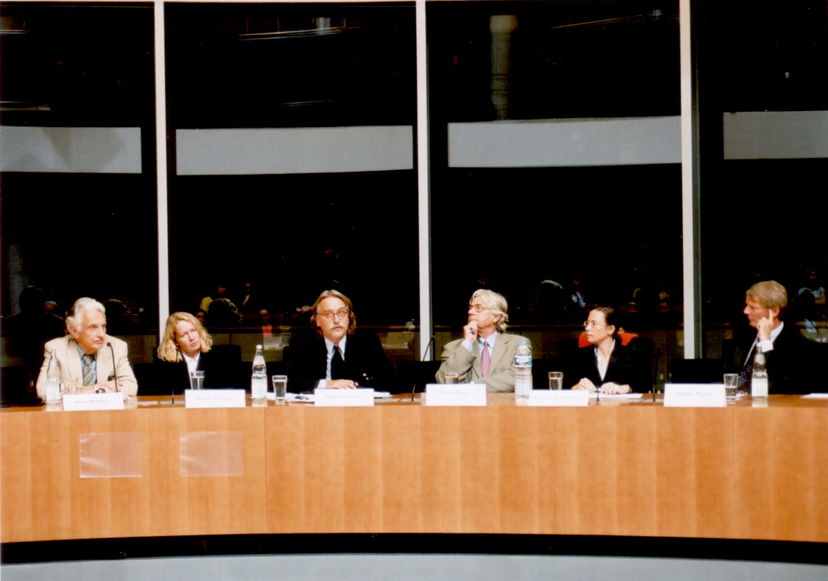 Kunst im Paul-Löbe-Haus. Von Bettina Allamonda zu James Turell. Berlin 17.09.2002, Bild: ©Jens Liebchen.