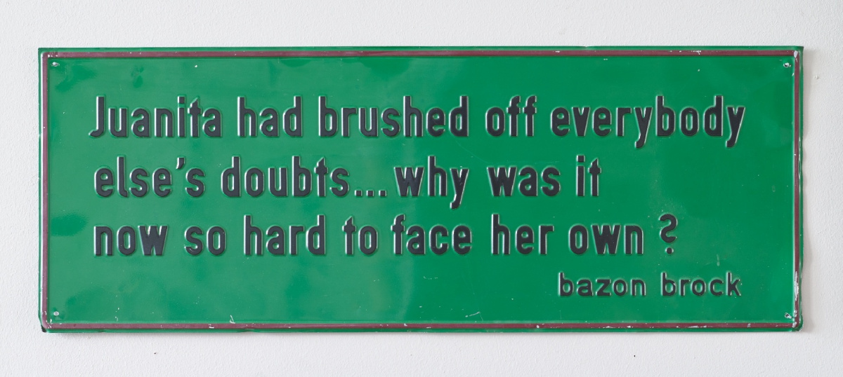 Juanita had brushed off everybody elses doubts ... why was it now so hard to face her own?, Bild: Literaturblech, 1967. Foto © Qart, Hamburg.